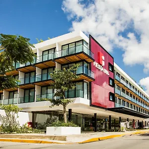 Fiesta 4*, Playa del Carmen México